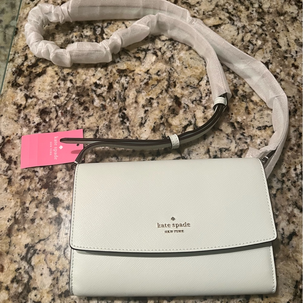 NWT Kate Spade Perry Saffiano Leather Wallet